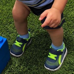 Toddler sneakers
